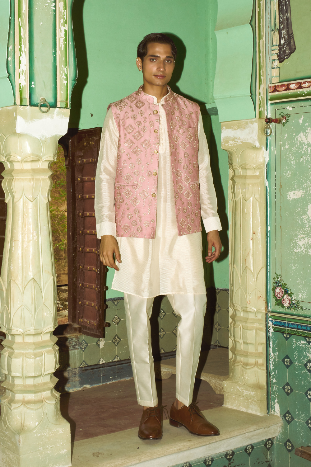Ivory textured kurta set with a powder pink Chanderi jacket