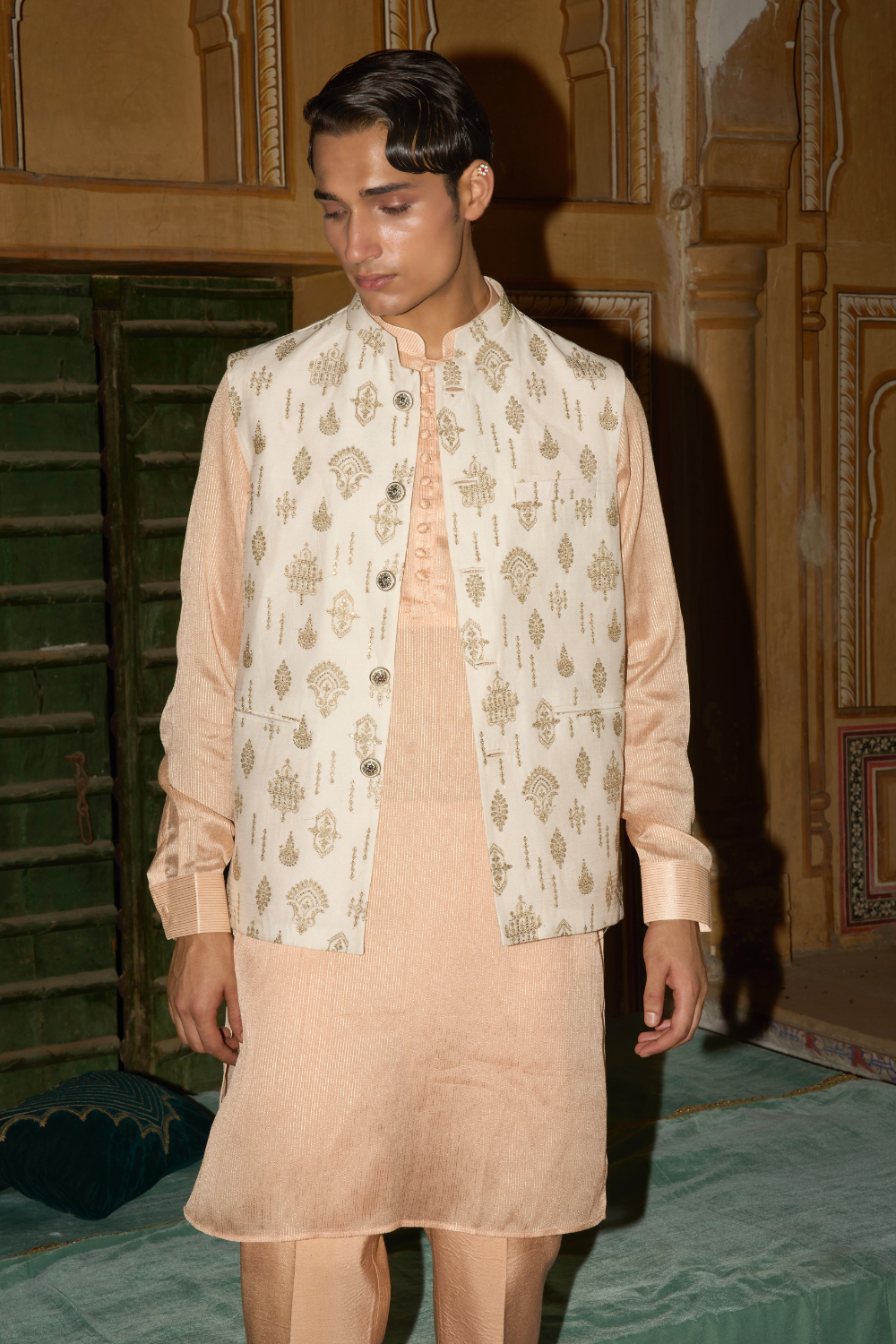 Peach Chanderi kurta set with ivory Chanderi jacket
