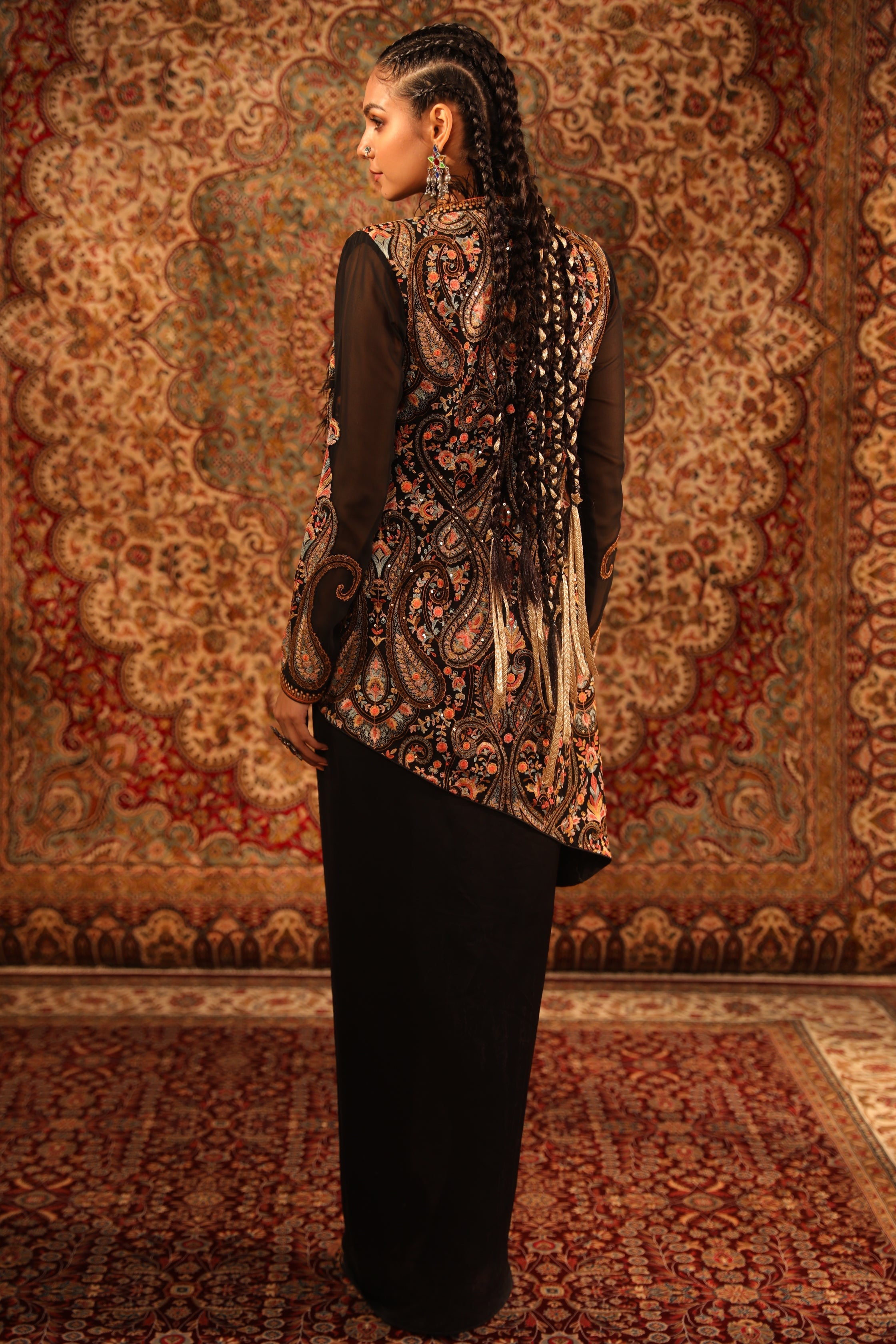 Women's Embroidered Black Sleeved Jacket Set