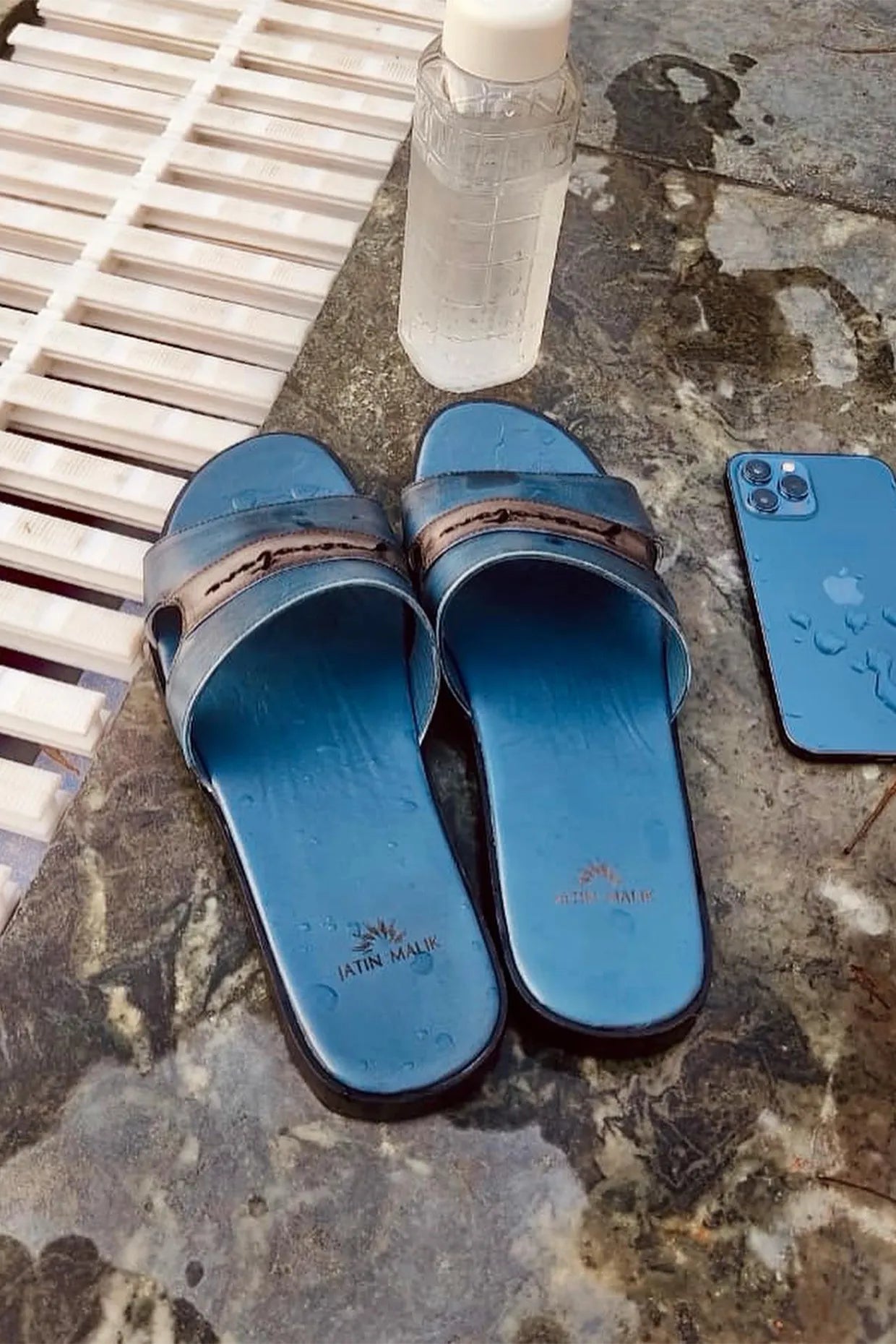 JMC Slides in Teal