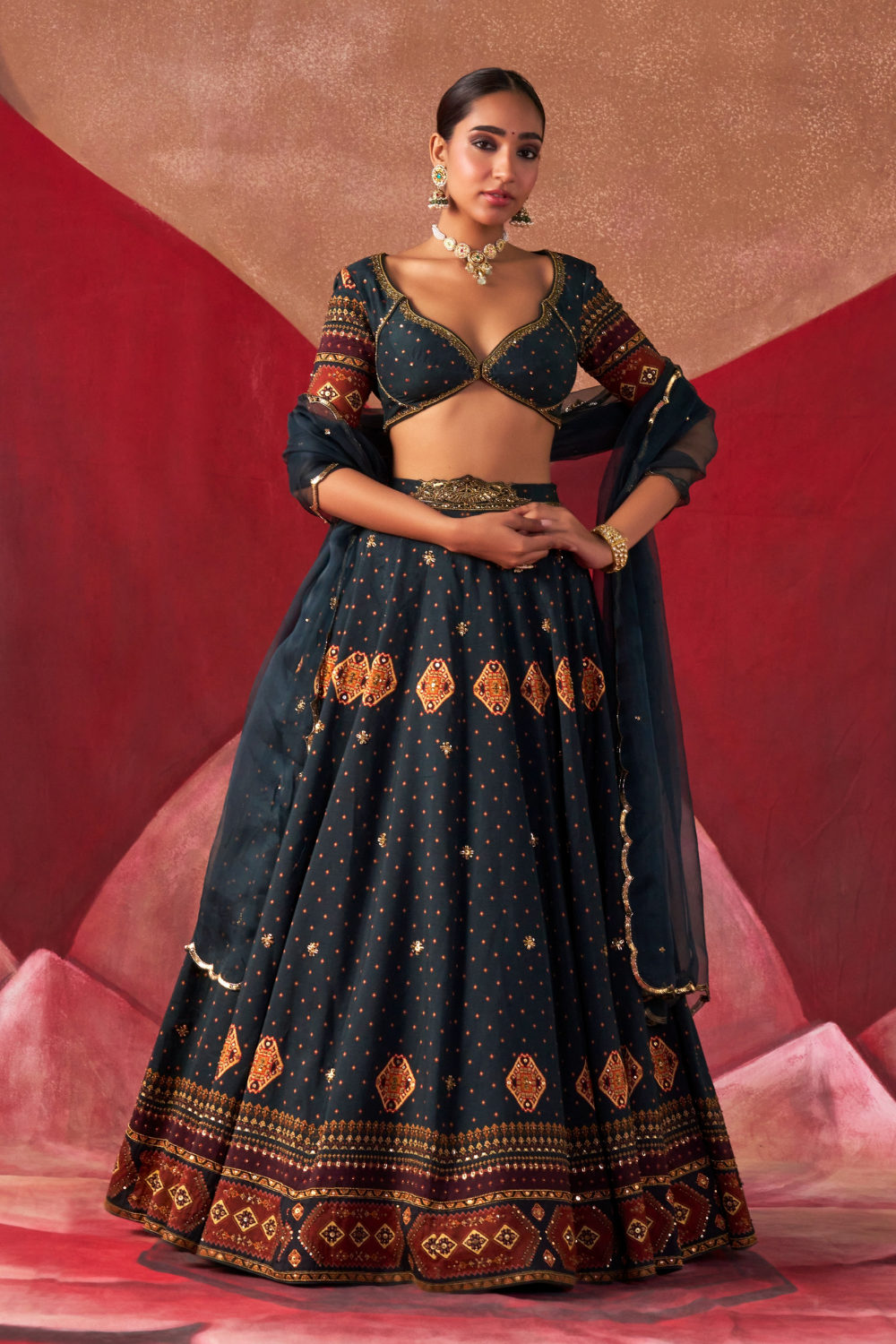 Aditi Rao Hydari in Menka Lehenga