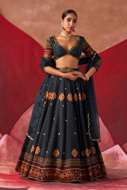 Aditi Rao Hydari in Menka Lehenga