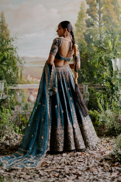 Nazli Lehenga Set