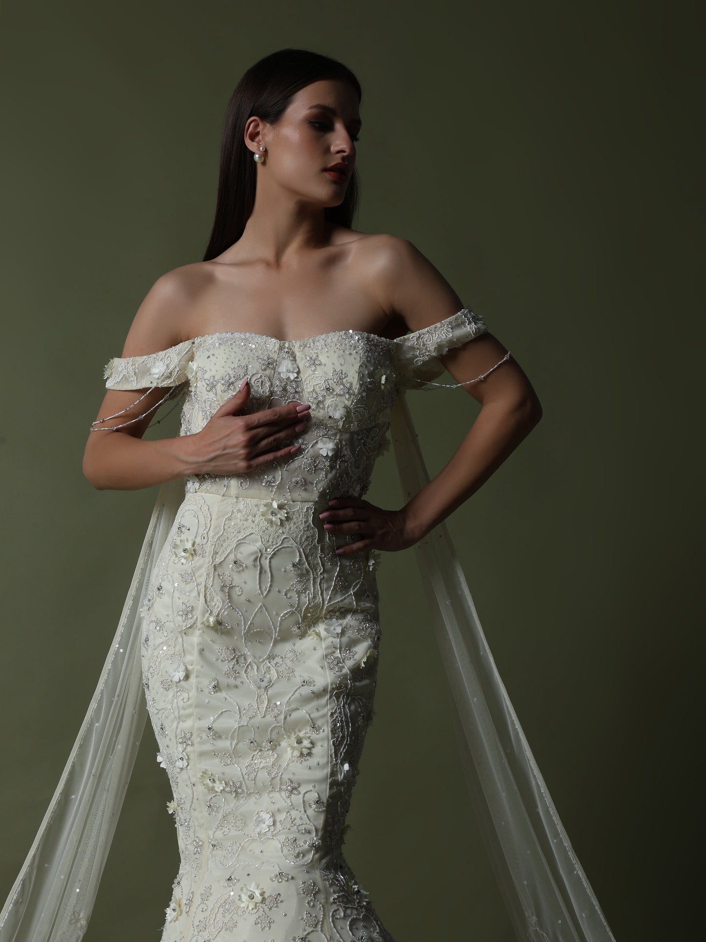 CREME MERMAID GOWN