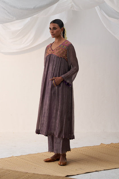 Adamya Kurta Set