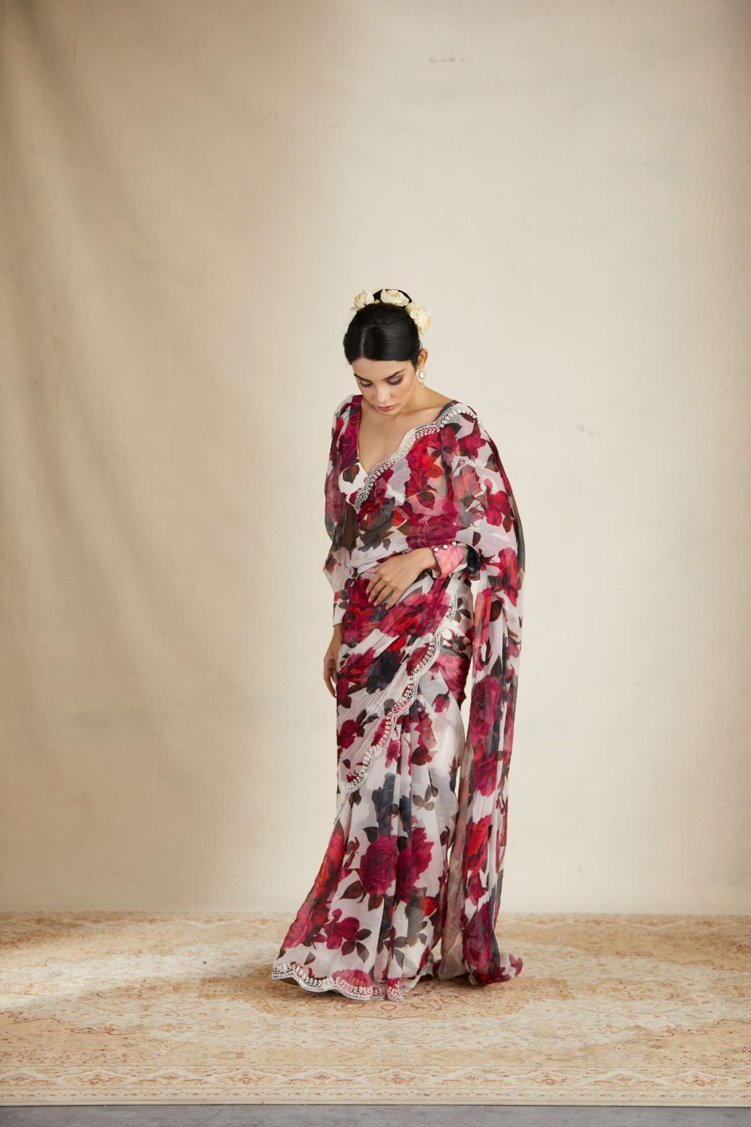 Front view of White Red Floral Chiffon Saree Set for Women