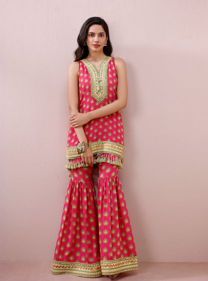 Ayra Lawn Printed Fuchsia Kurta with Garara