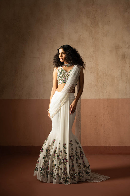 Fishtail Style, White & Multicoloured  Hand Embroidered Georgette Fishtail Saree, Concept Saree
