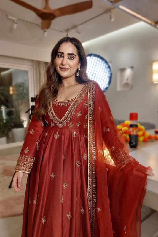 KUSHA KAPILA IN BAHAAR ANARKALI SET