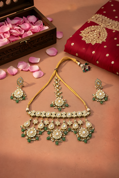 Gold plated ethnic necklace set