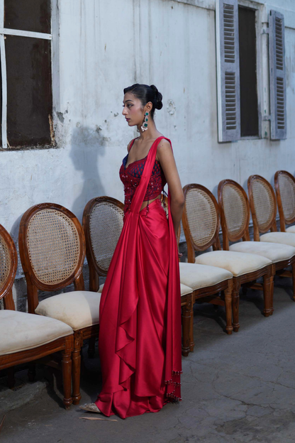 Red short corset with saree set