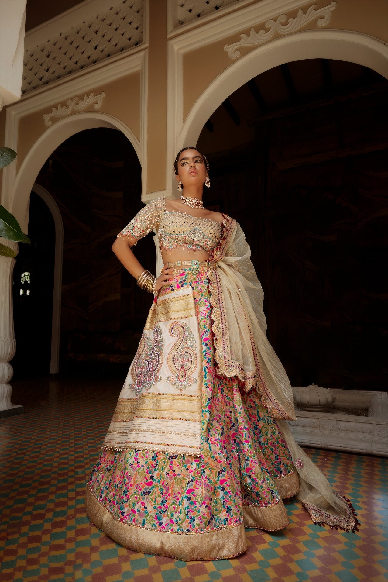  Women's Cream Floral Jamawar Lehenga