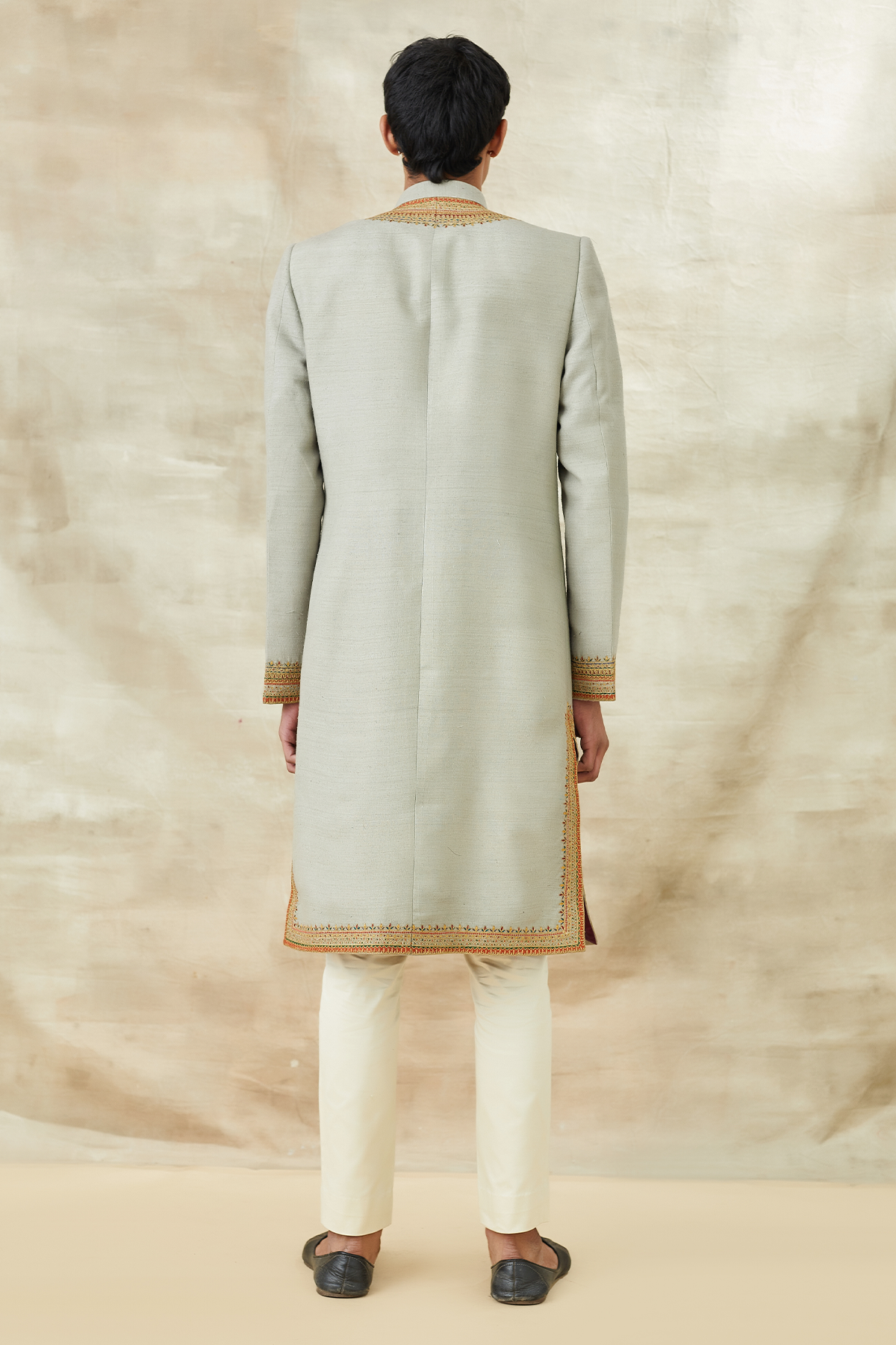 BORDER SHERWANI