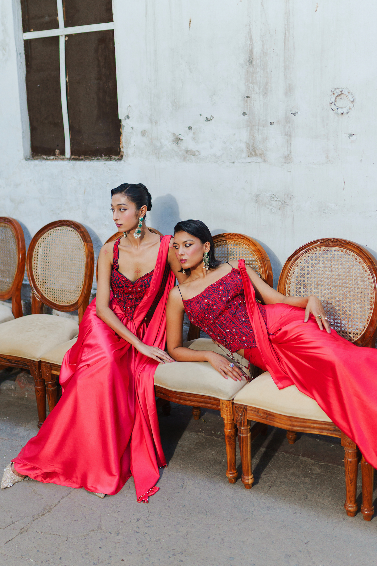 Red short corset with saree set
