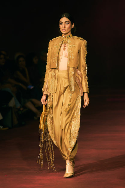 ‘Sona Darbar’ Fusion Set