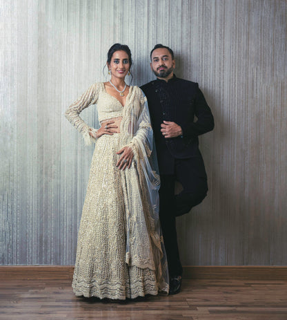 Vineeta Singh In Ivory Tulle Lehenga Choli Dupatta Set with an Optional Veil