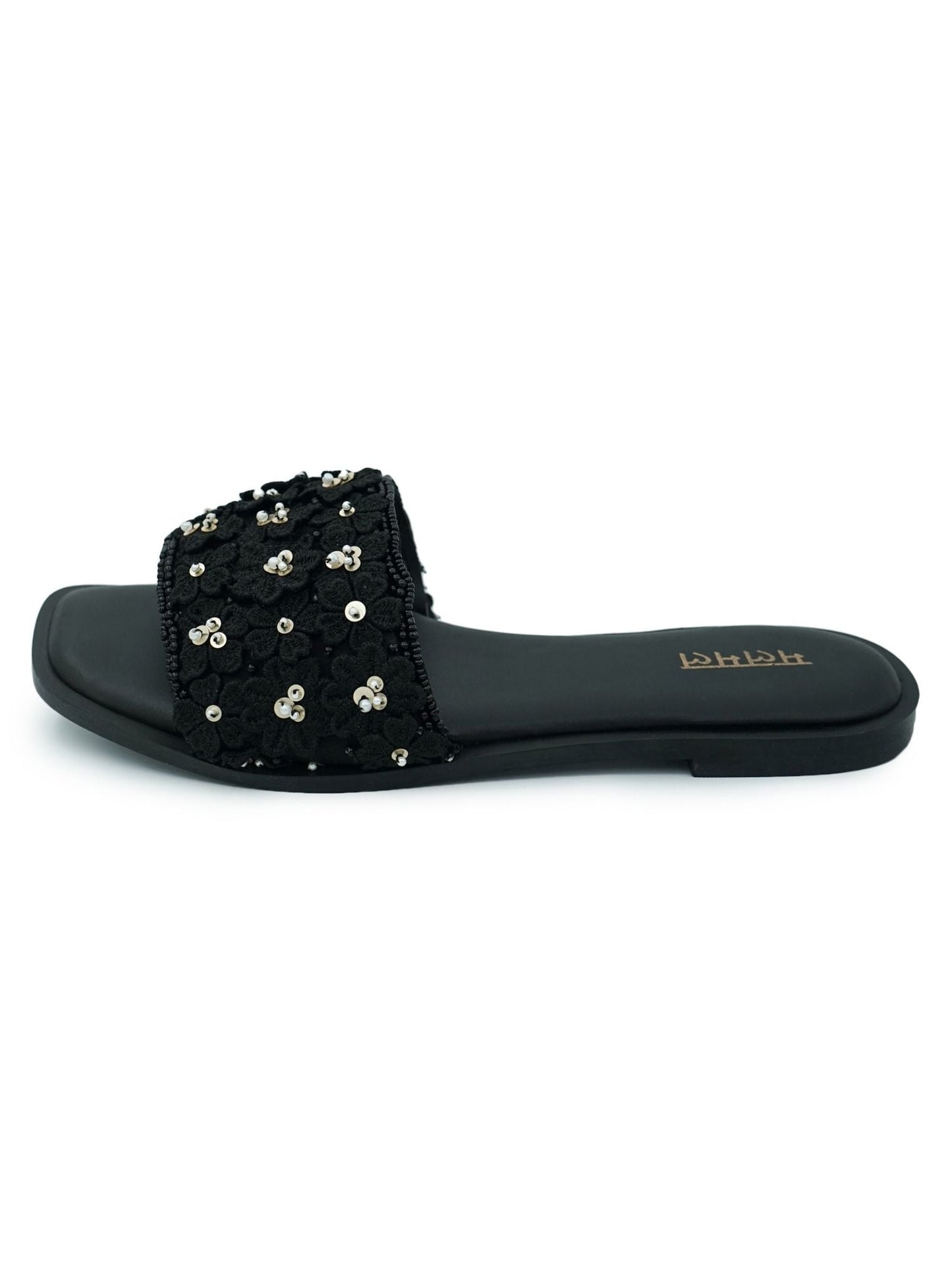 Mrunal Black Vegan Flat Sandal