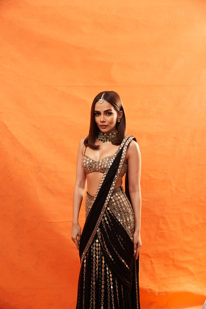 KOMAL PANDEY In Black Pre Draped Hand Embroidered Saree Set