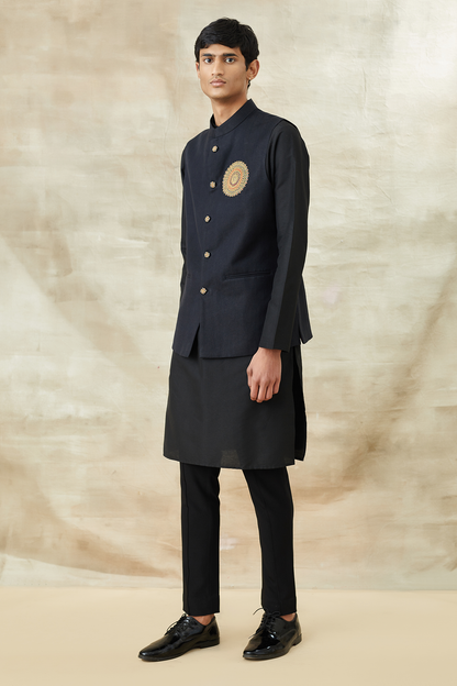 BROACH WAISTCOAT