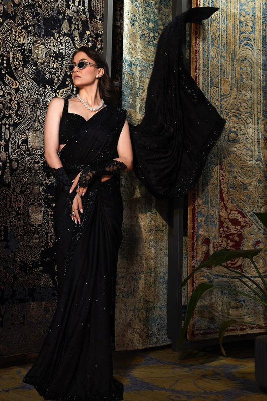 Elli Avrram in Tara Saree
