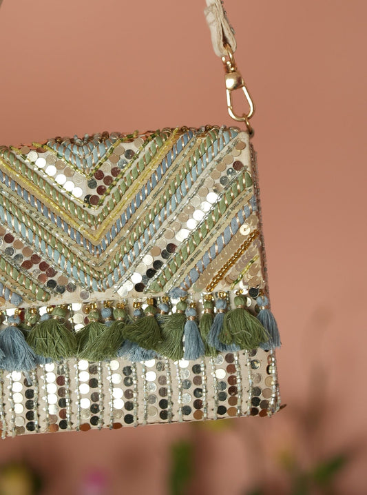 Mannat Box Bag