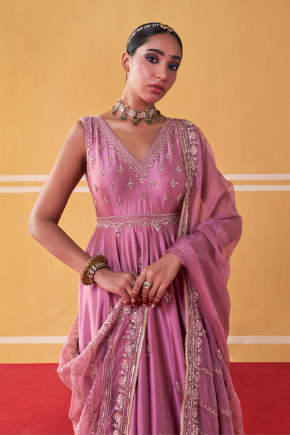 Aaisa Anarkali