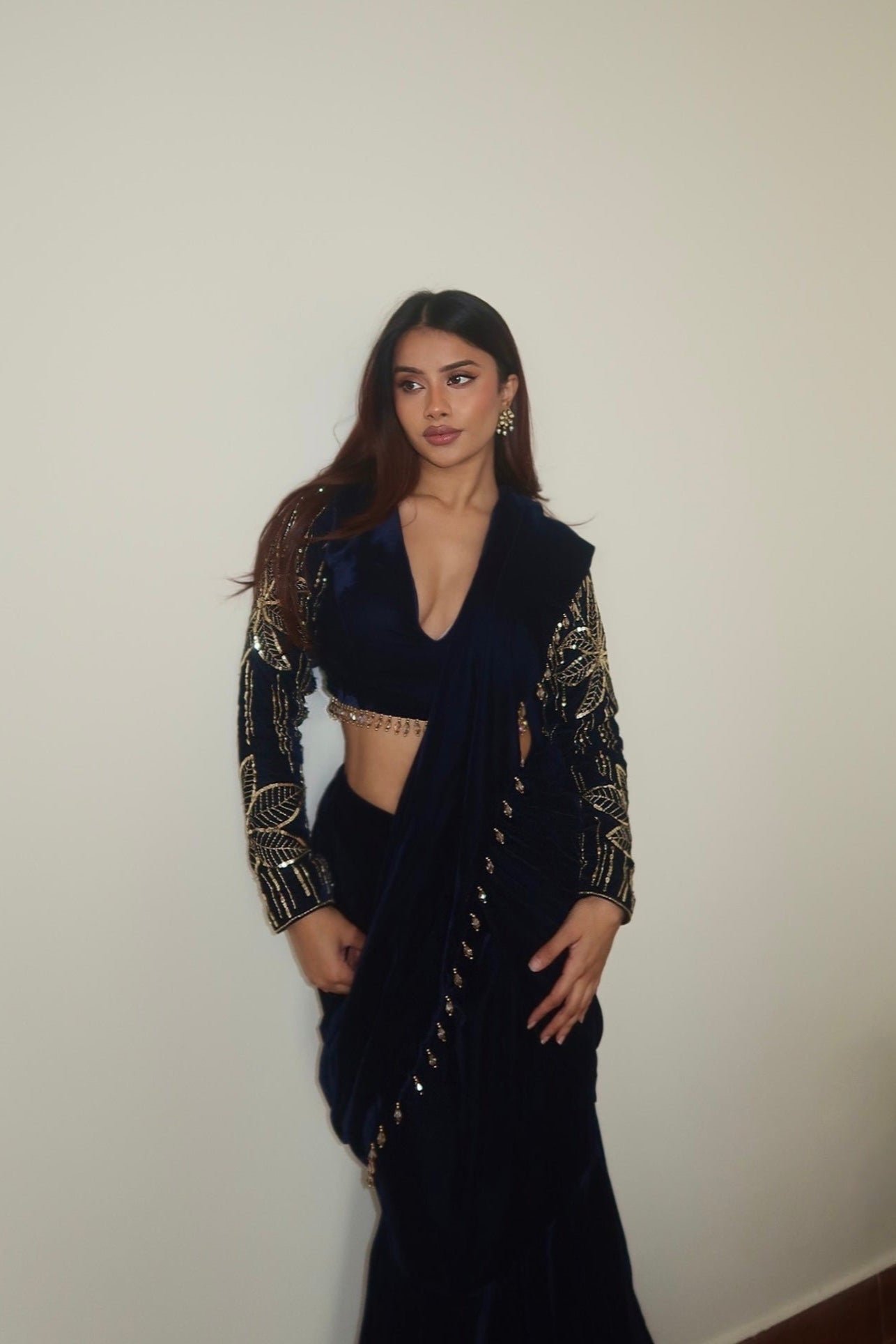 DIVITA IN LAYLA VELVET SAREE