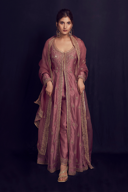 Shivani Raghuvanshi in Inaya Anarkali Set