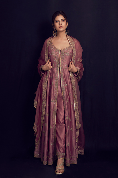 Shivani Raghuvanshi in Inaya Anarkali Set