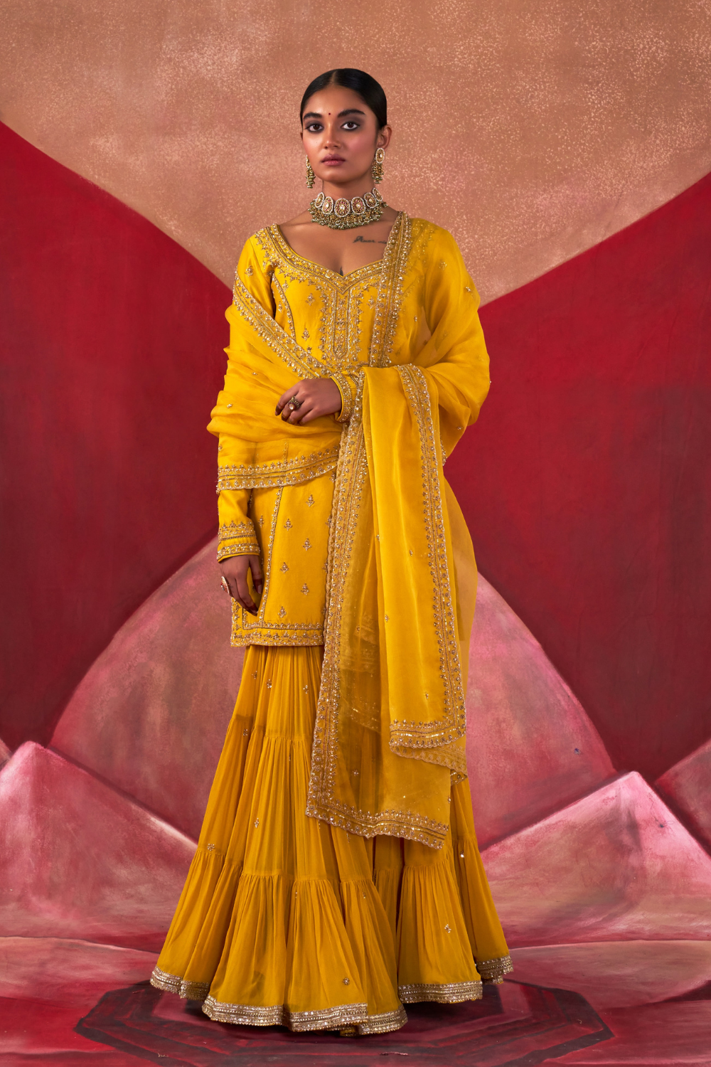 Phalgun Gharara Set