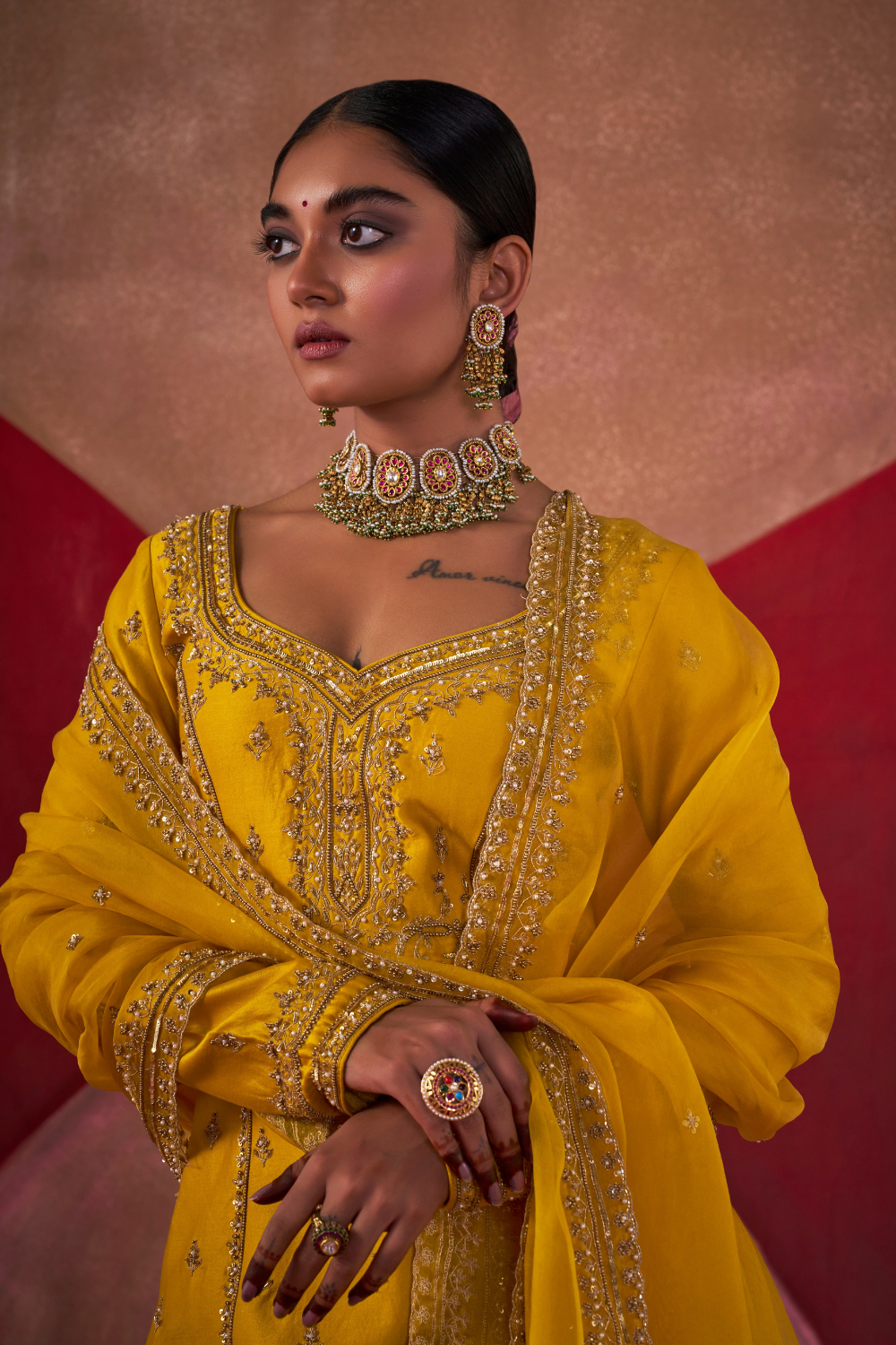 Phalgun Gharara Set