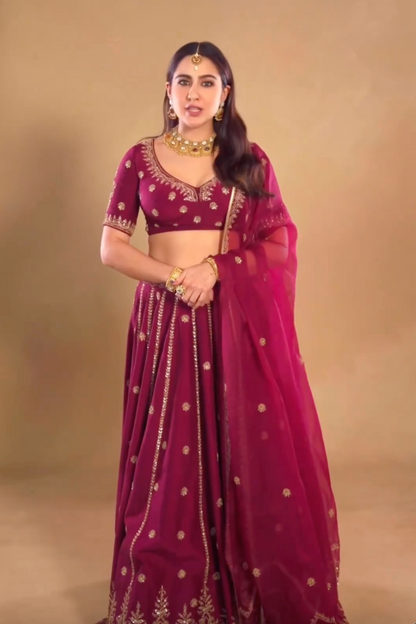 Sara Ali Khan in Begum Lehenga