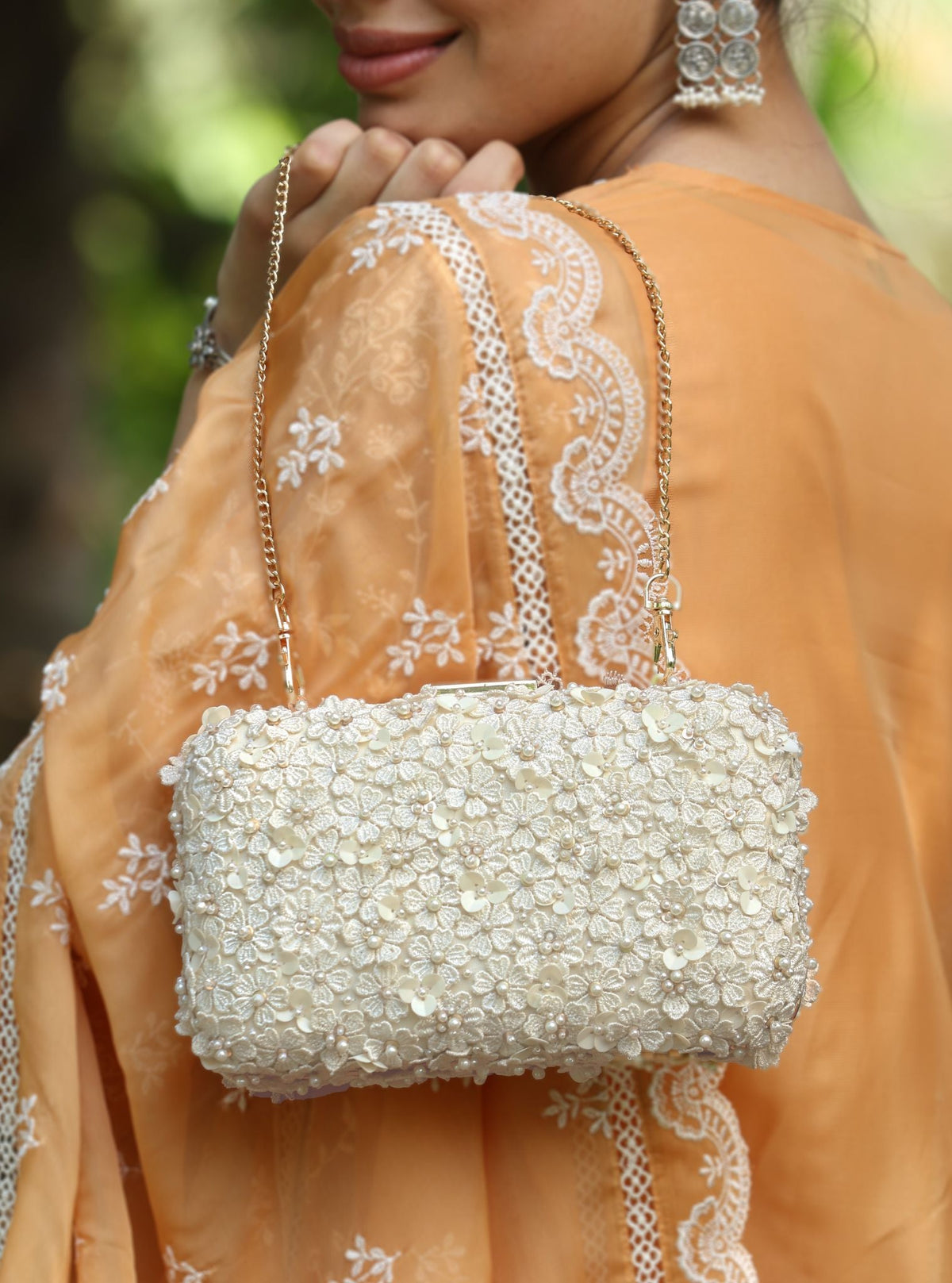 Mulmul Dua Off White Clutch Bag