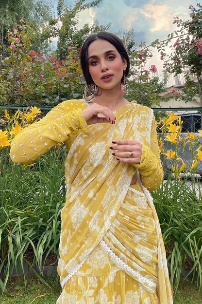 Neha Singh in the NEVRA SAREE SET