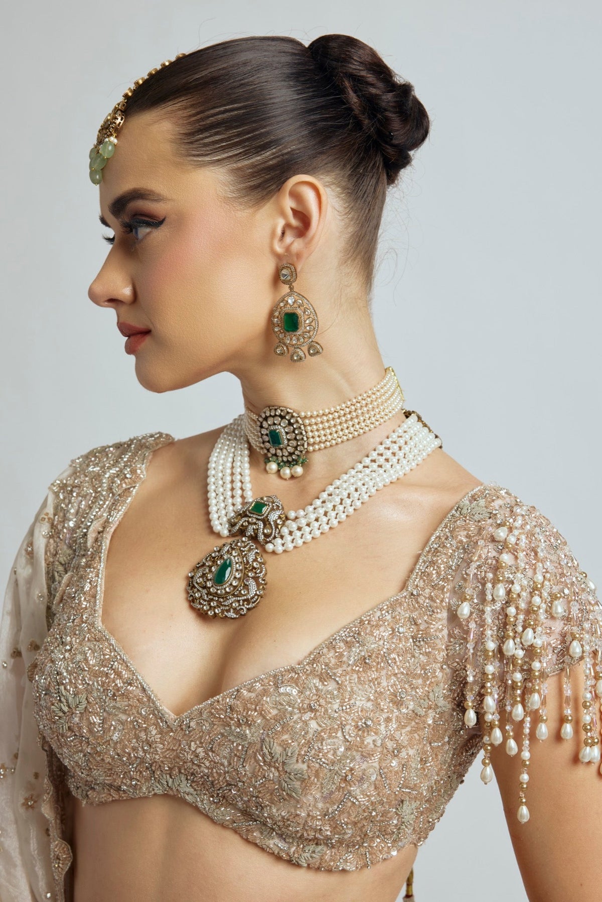 SOHNI IVORY SWAN LEHENGA SET