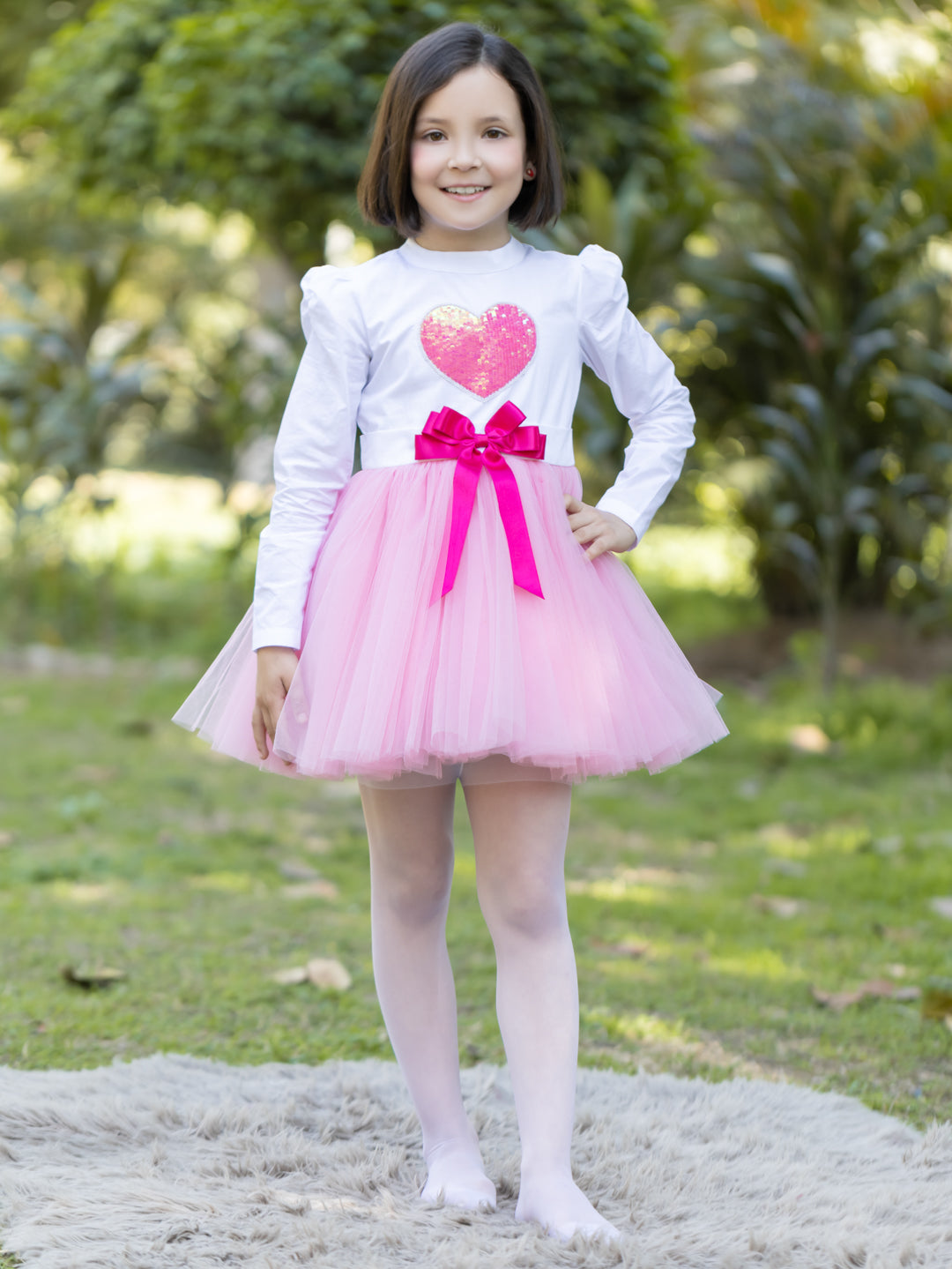 Love Me - Pink