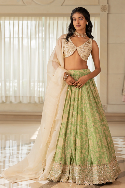 AKINA LEHENGA SET