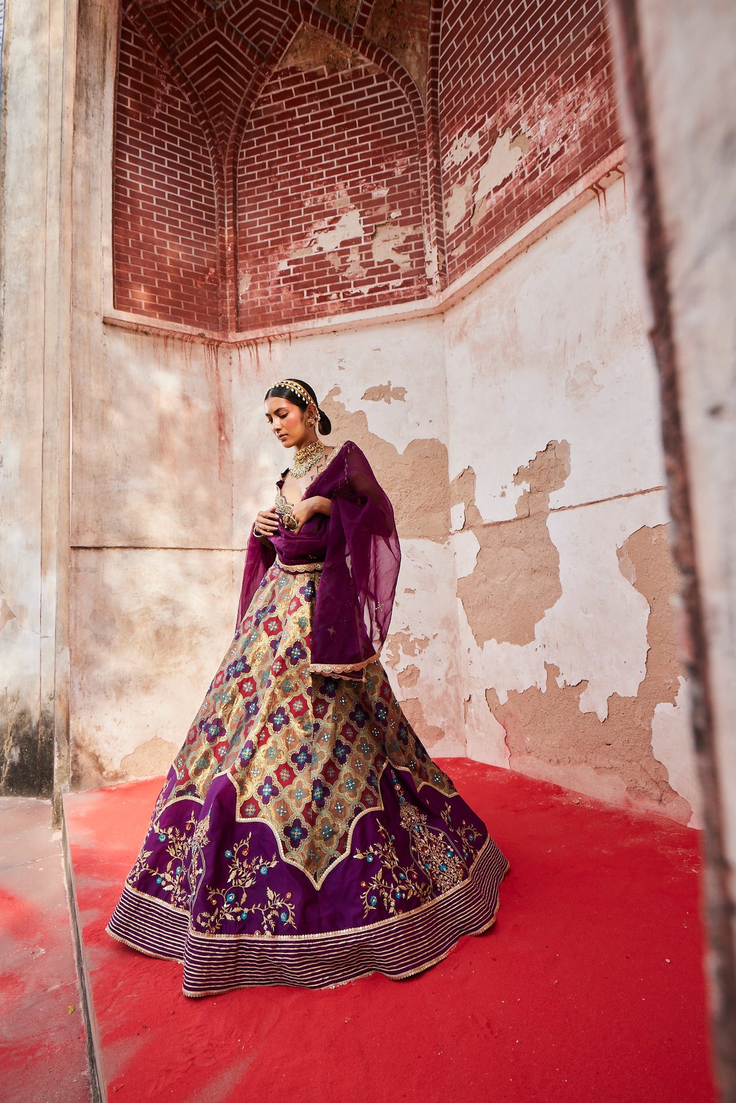Women's Jamuni Woven Banarsi Jharoka Lehenga