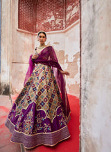 Women's Jamuni Woven Banarsi Jharoka Lehenga