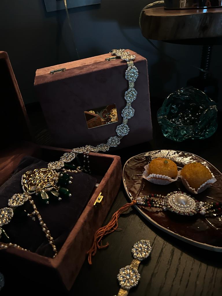 Women's Green & Silver Squircle Cocktail Belt