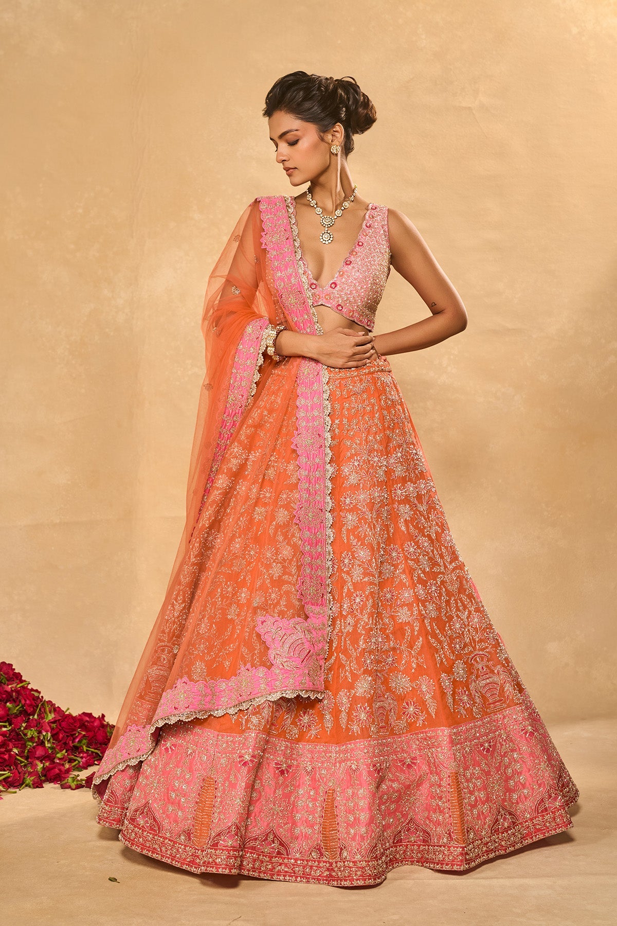 MAHIRA LEHENGA