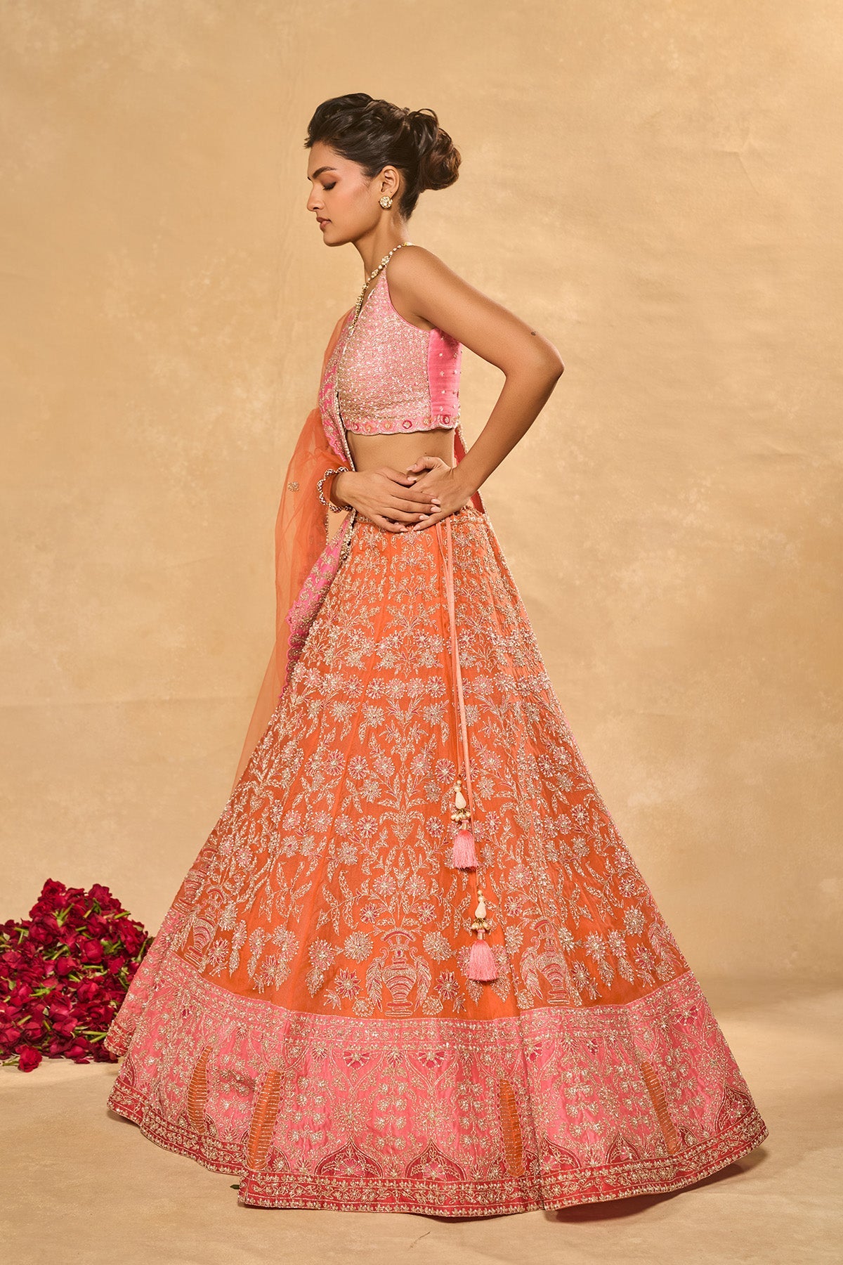 MAHIRA LEHENGA