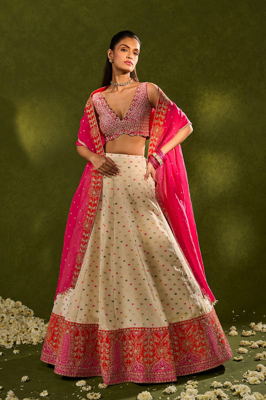 ANVI LEHENGA