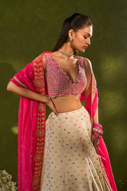 ANVI LEHENGA
