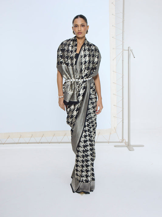 The Midnight Gerum Saree