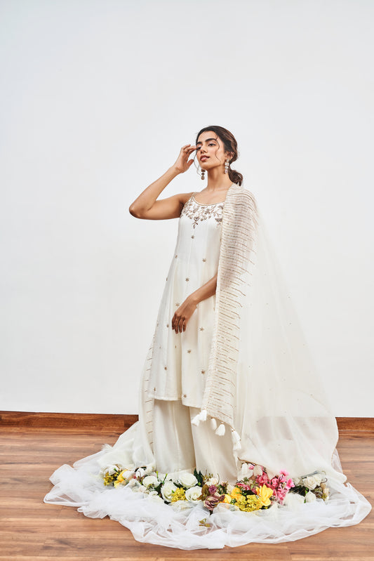 Ivory Kalidaar With Ivory Dupatta