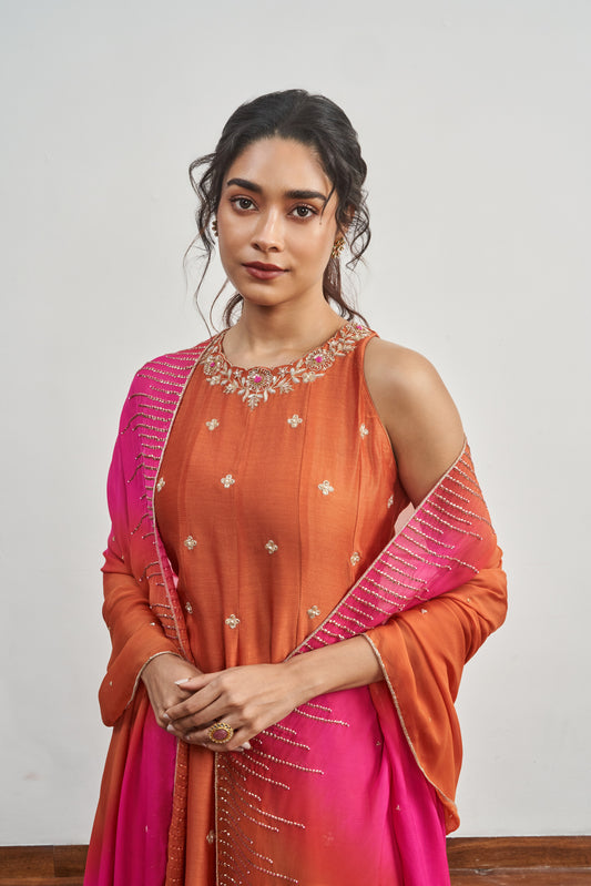 Burnt Orange Kalidaar With Burnt Orange X Hot Pink Shaded Dupatta