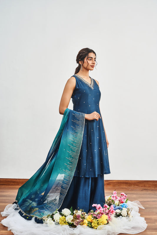 Teal Blue Kalidaar With Teal Blue X Bottle Green Shaded Dupatta