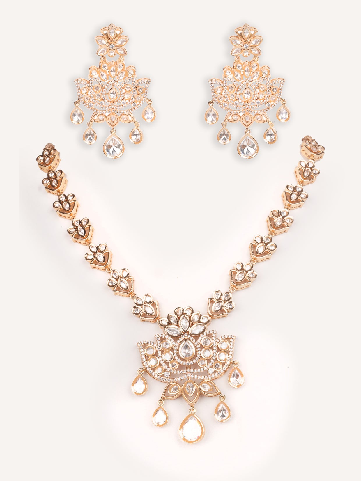 Zohaira Gold Finish Kundan Necklace Set