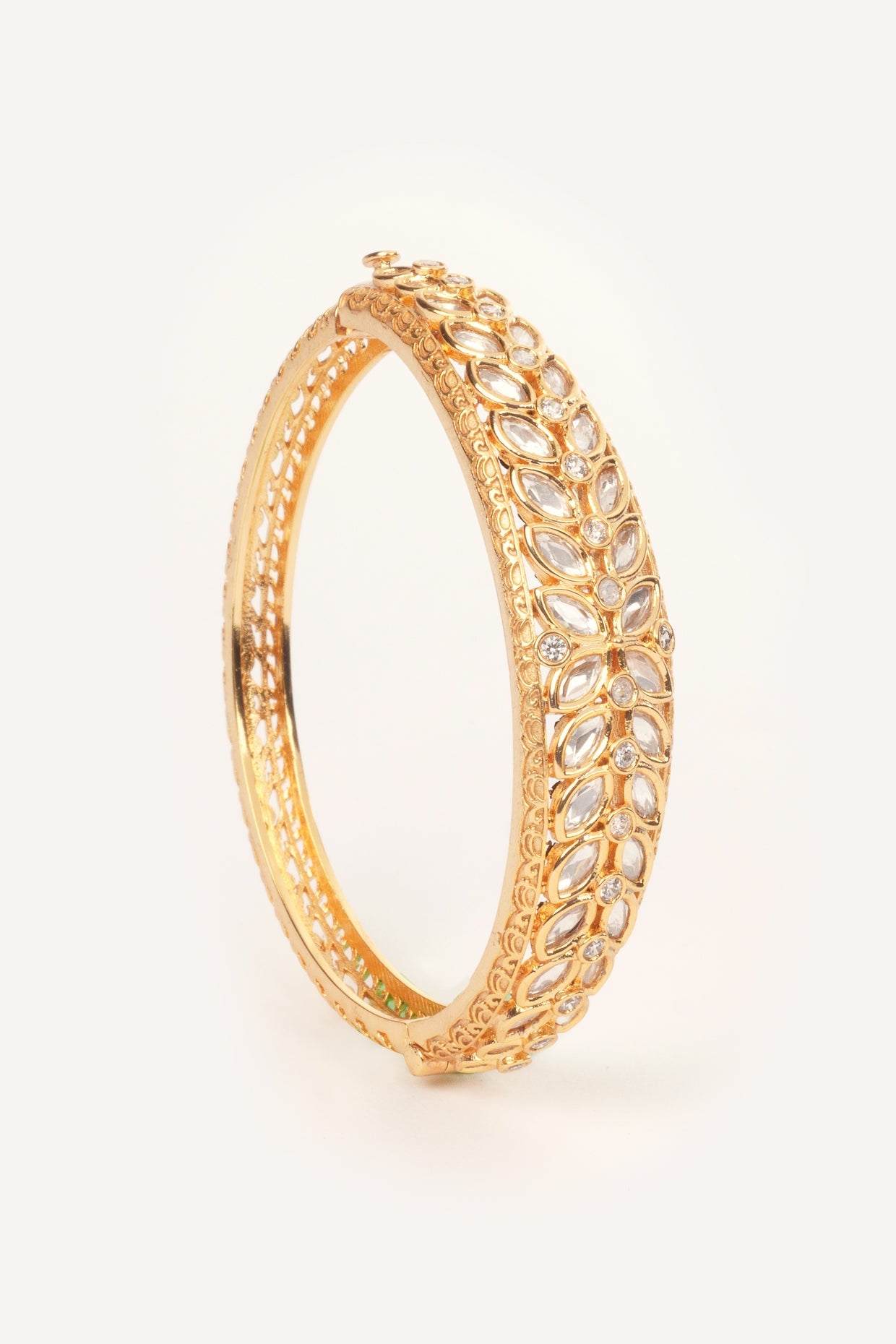 Sarvya Gold Finish Kundan Kadas
